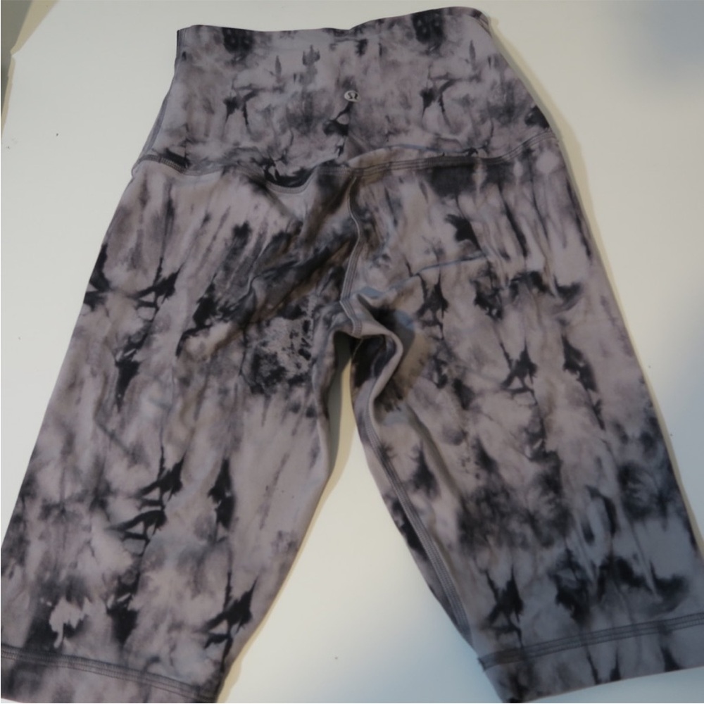 Lululemon Shorts Align Super High Rise Short 10 Inches Bike Yoga Workout Size‎ 4